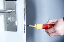 Wiha 45254 SpeedE II 3 Piece VDE Insulated Electric E-Screwdriver Set -Craghoppers shop 44318 3 scaled 1