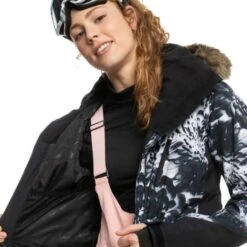 ROXY JET SKI PREMIUM JK TRUE BLACK FUTURE FLOWER 23 11 ROXY JET SKI PREMIUM JK TRUE BLACK FUTURE FLOWER 23 -Craghoppers shop 9 115897 jet ski premium jk true black future flower erjtj03375 kvj2 05