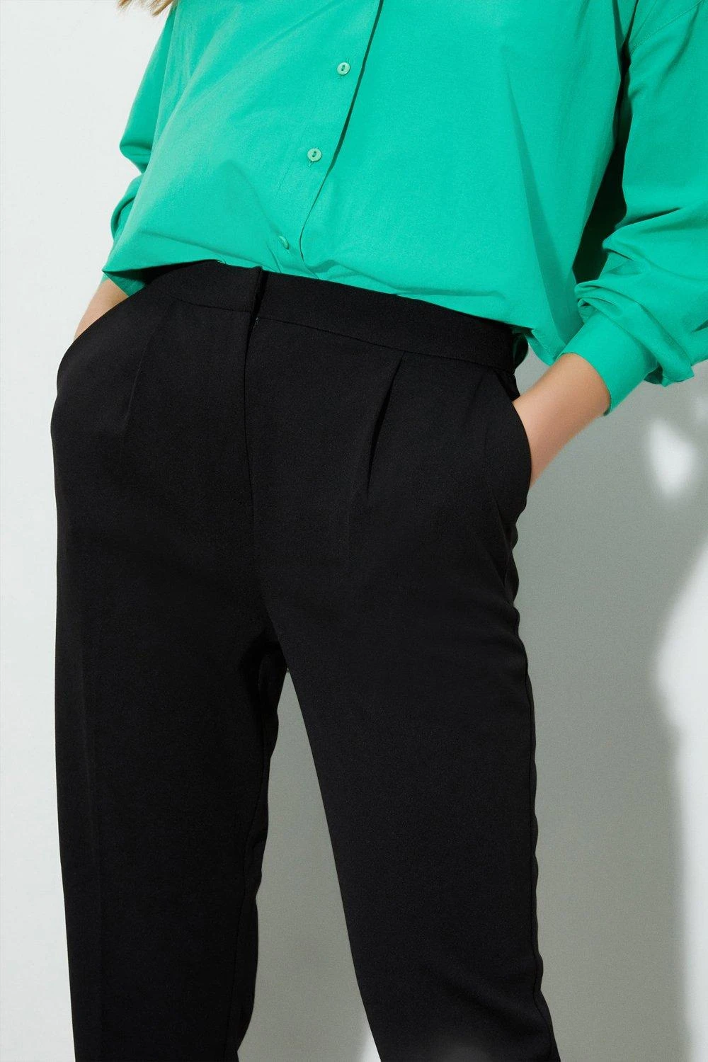 Dorothy Perkins Scuba Crepe Slim Ankle Grazer 6 Dorothy Perkins Scuba Crepe Slim Ankle Grazer - Image 4