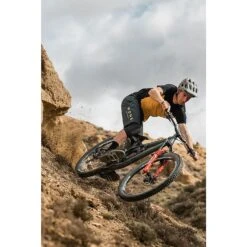 Mons Royale M REDWOOD ENDURO VT, Black - Gold -Craghoppers shop mons royale m redwood enduro vt 22a mry 100144 black gold 6