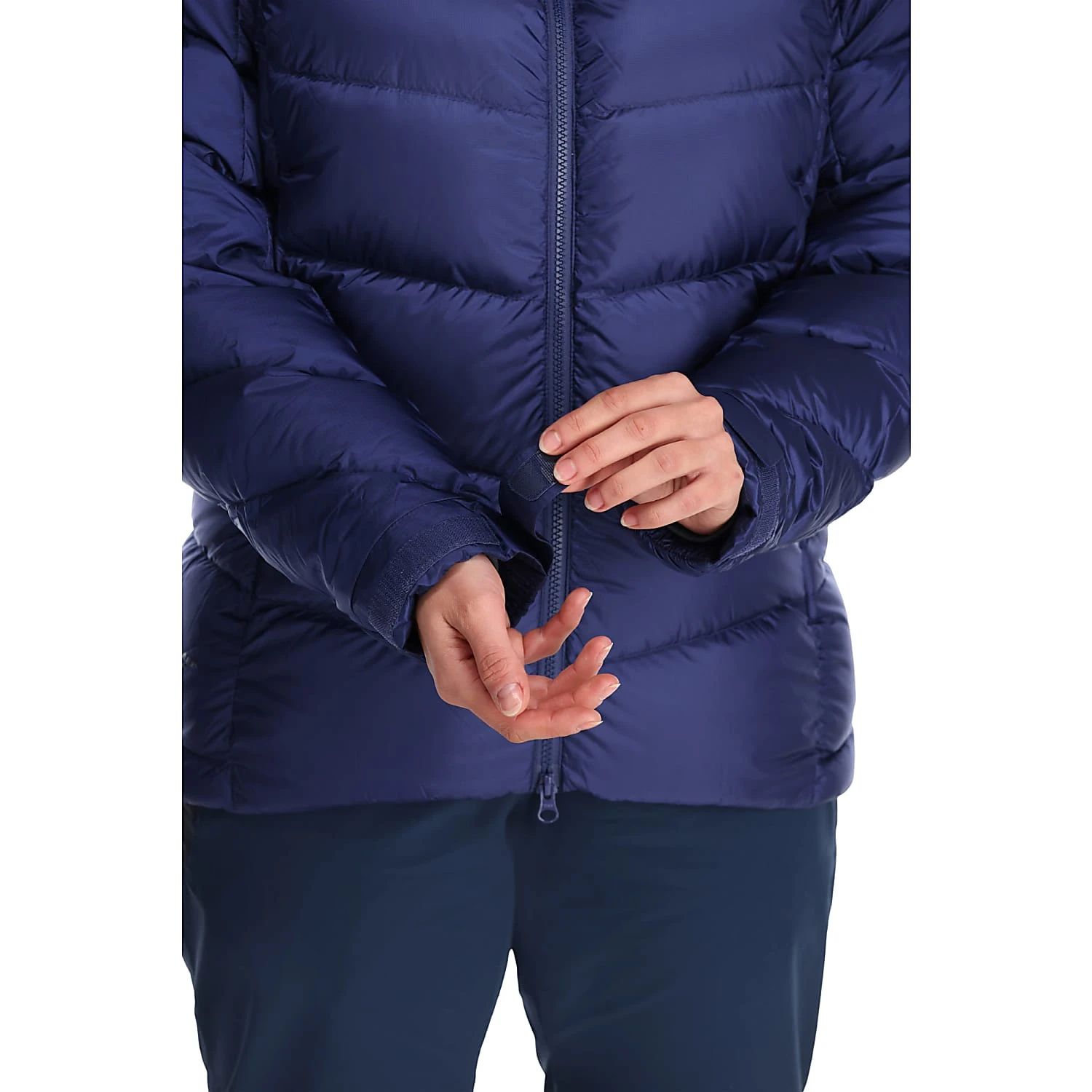 Rab W NEUTRINO PRO JACKET, Patriot Blue 5 Rab W NEUTRINO PRO JACKET, Patriot Blue - Image 3
